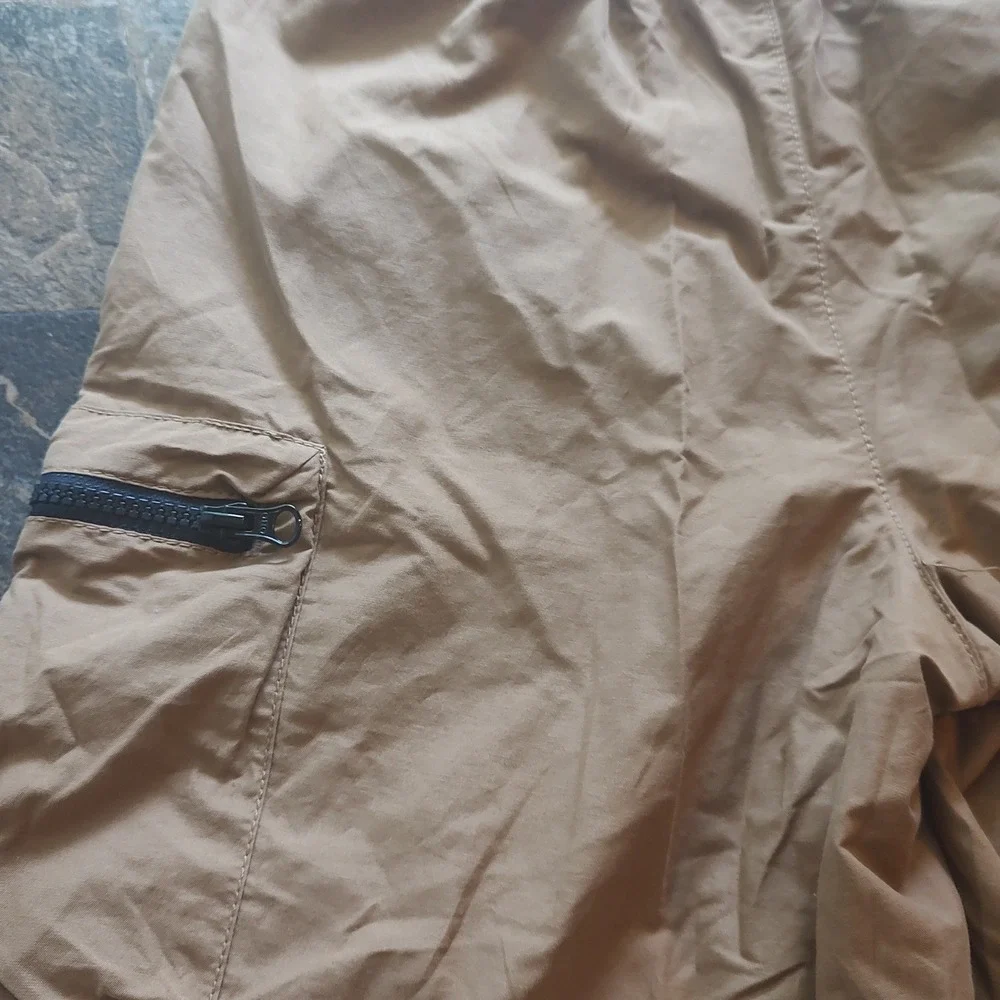 Old Navy lightweight cargo